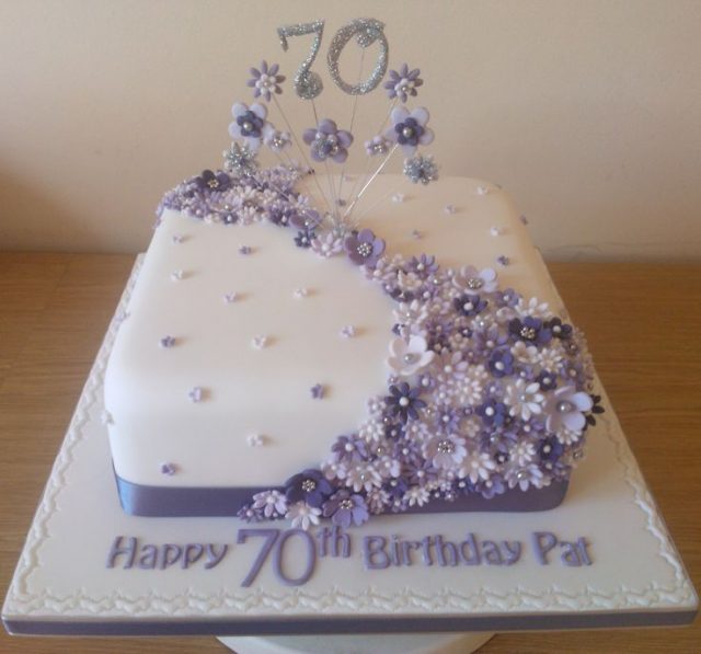 Birthday Cakes for Girls and Women – lilac flower