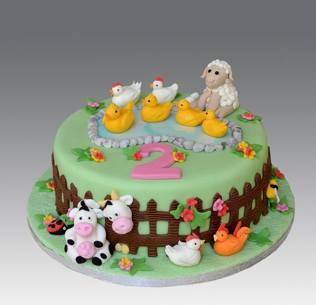 Farm birthday cake