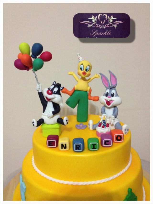 Looney Tunes birthday cake ideas