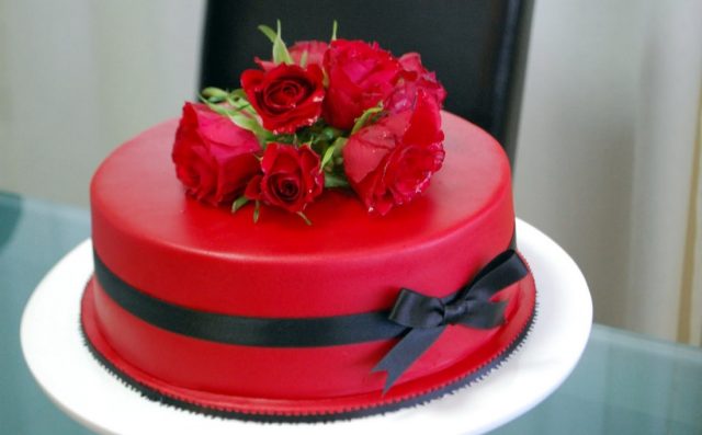 romantic Birthday Cakes for Girls and Women