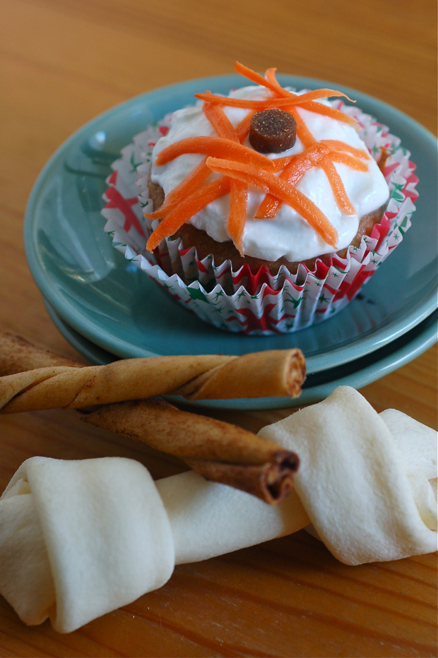 Pupcake the dog birthday cake